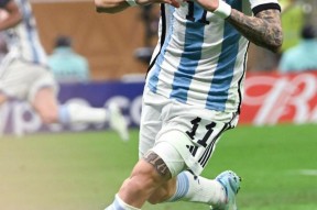 开云体育官方网站 梅西在法国队比赛中出色防守，夺冠引发热议！