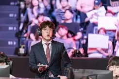 Kaiyun SportsNing新星出色防守表现突出，SKT前途光明！